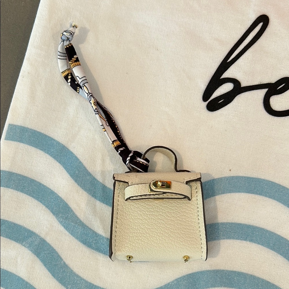 NWT MINI TOTE CHARM